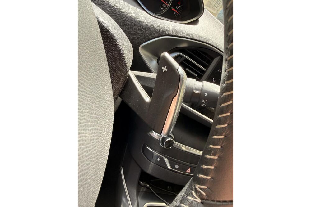 308 1.2 - 130 - BVA BERLINE Allure - CARPLAY - SIEGES MASSANTS & 2020 occasion 78760 Jouars-Pontchartrain