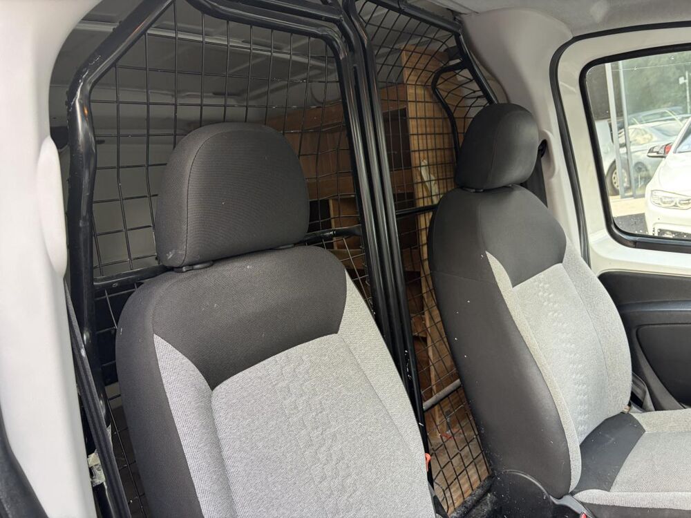Fiorino 1.4l essence 77ch / 80000km / 2019/ TVA R&eacute;cup&eacute;rable / repris 2019 occasion 30260 Orthoux-S&eacute;rignac-Quilhan