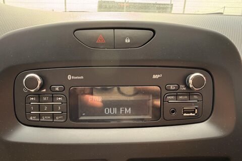 Clio 1.2 GPL - 75 BERLINE Zen - BLEUTOOTH - CLIMATISATION 2013 occasion 78760 Jouars-Pontchartrain