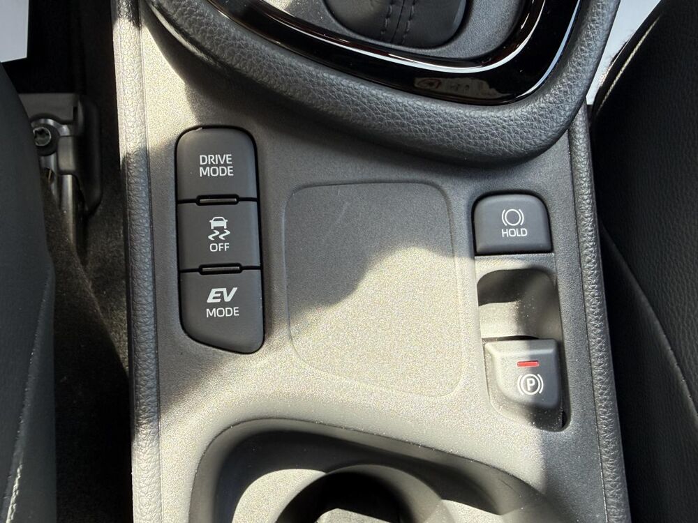 Yaris Hybrid 116h Bva (MY22) Design - CAMERA AR + PACK HIVER 2024 occasion 19100 Brive-la-Gaillarde