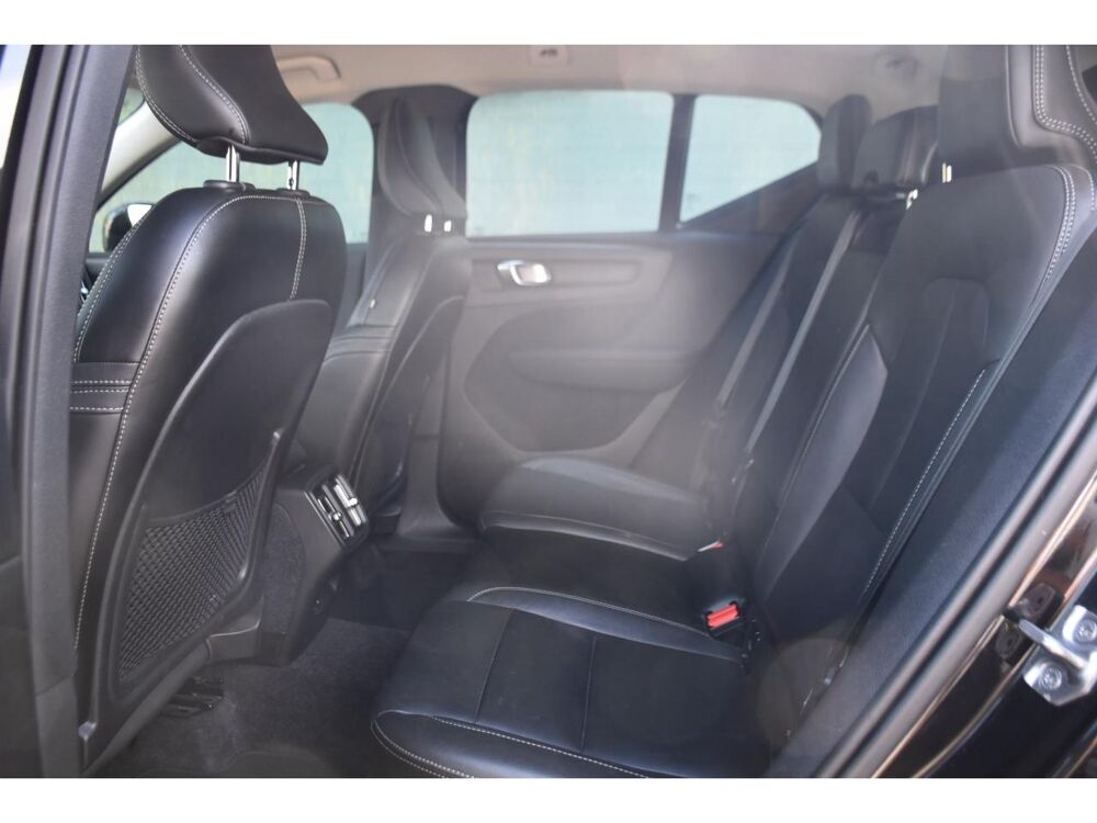 XC40 D4 AWD AdBlue - 190 - BVA Geartronic Momentum 2018 occasion 06250 Mougins