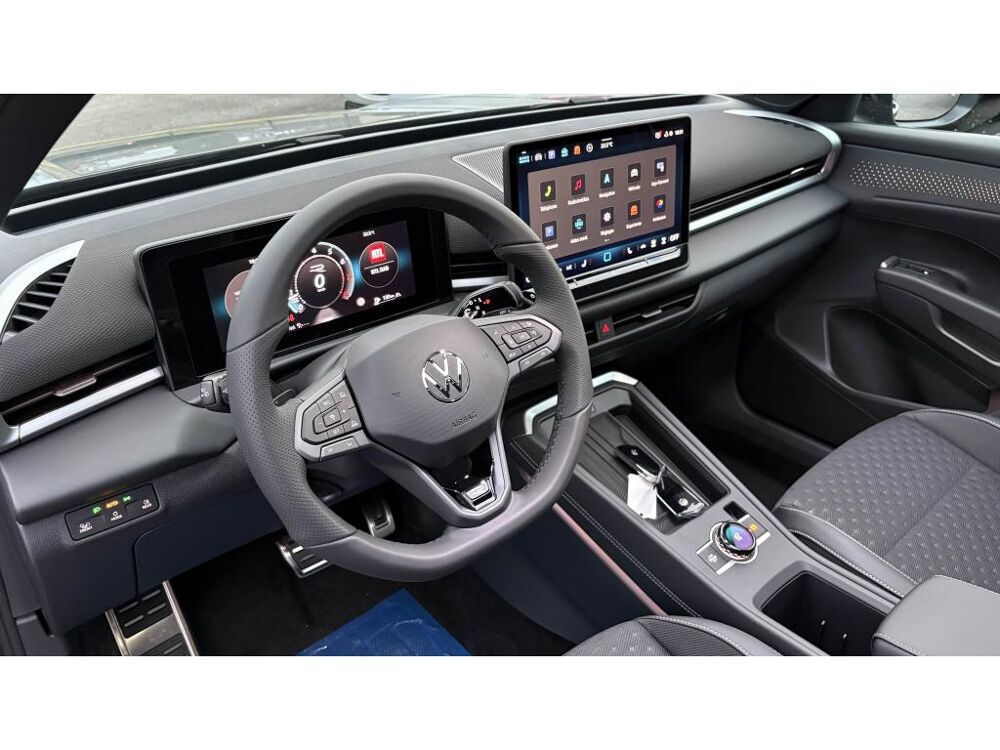 T-ROC 1.5 eTSI 150 DSG R-Line +IQ LIGHT+T.OUVR+PACK BLACK 2026 occasion 81580 Soual