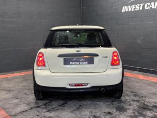 One 1.6i 75CH R56 LCI FINITION - GARANTIE 6 MOIS MINIMUM 2013 occasion 33700 M&eacute;rignac