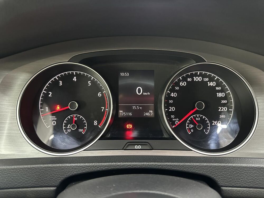 Golf 1.4 16V TSI ACT BlueMotion - 140 VII BERLINE Confortline PH 2014 occasion 33370 Artigues-pr&egrave;s-Bordeaux