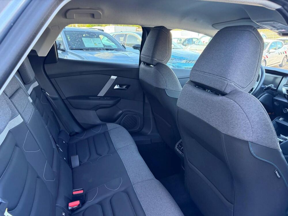 C4 1.5 BlueHDi 130 BV EAT8 Shine, Cam&eacute;ra de recul, CarPlay, Cli 2022 occasion 31660 Bessi&egrave;res