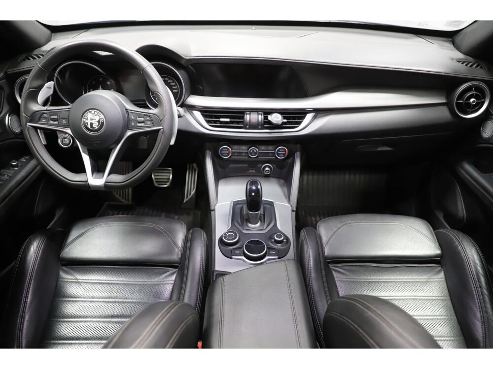 Stelvio 2.2 D 180 Sport Edition Q4 - BVA 2018 occasion 06550 La Roquette-sur-Siagne