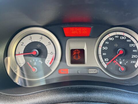 Clio 1.4i 16V III BERLINE Confort Dynamique PHASE 1 2006 occasion 06250 Mougins