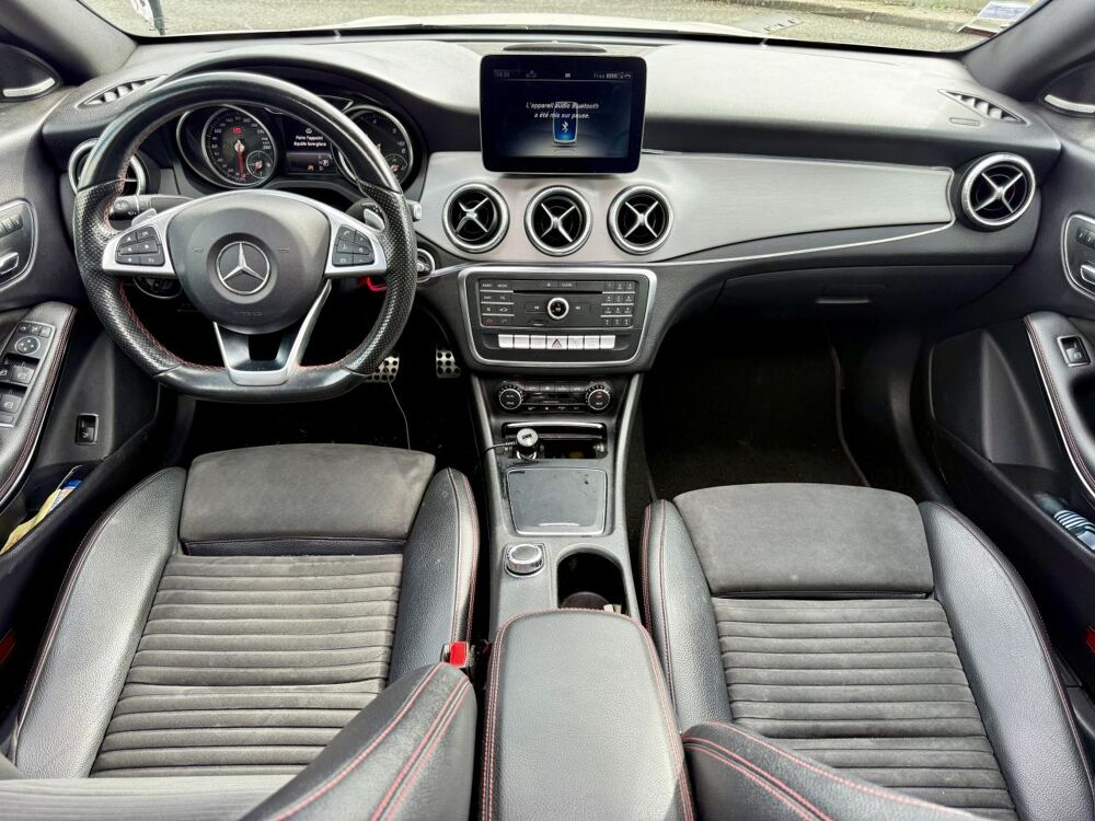 Classe CLA 200 d 7G-DCT Fascination Pack AMG ? Phase 2 ? Toit ouvrant ? 2016 occasion 49070 Beaucouz&eacute;
