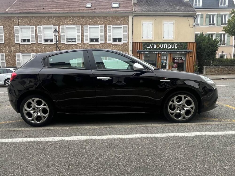 Giulietta 1.4 TB MultiAir - 150 ch - kit de distribution et accessoir 2018 occasion 78760 Jouars-Pontchartrain