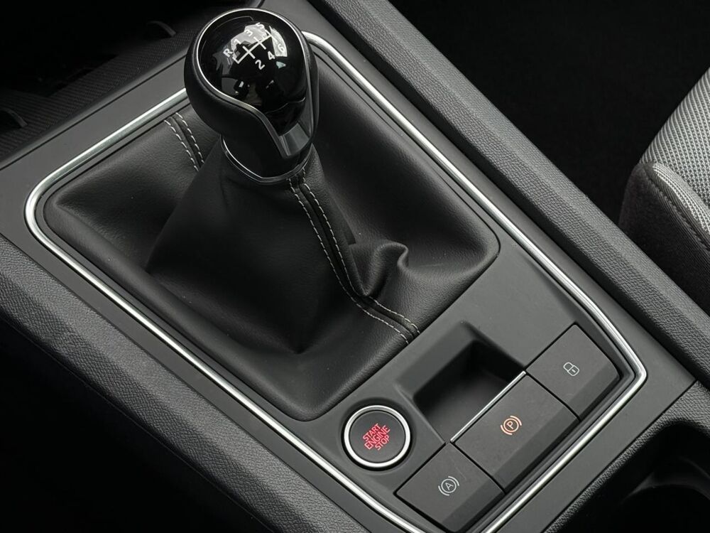 Leon 2.0 TDI 115 Style - GARANTIE SEAT 05/2030 2025 occasion 35300 Foug&egrave;res