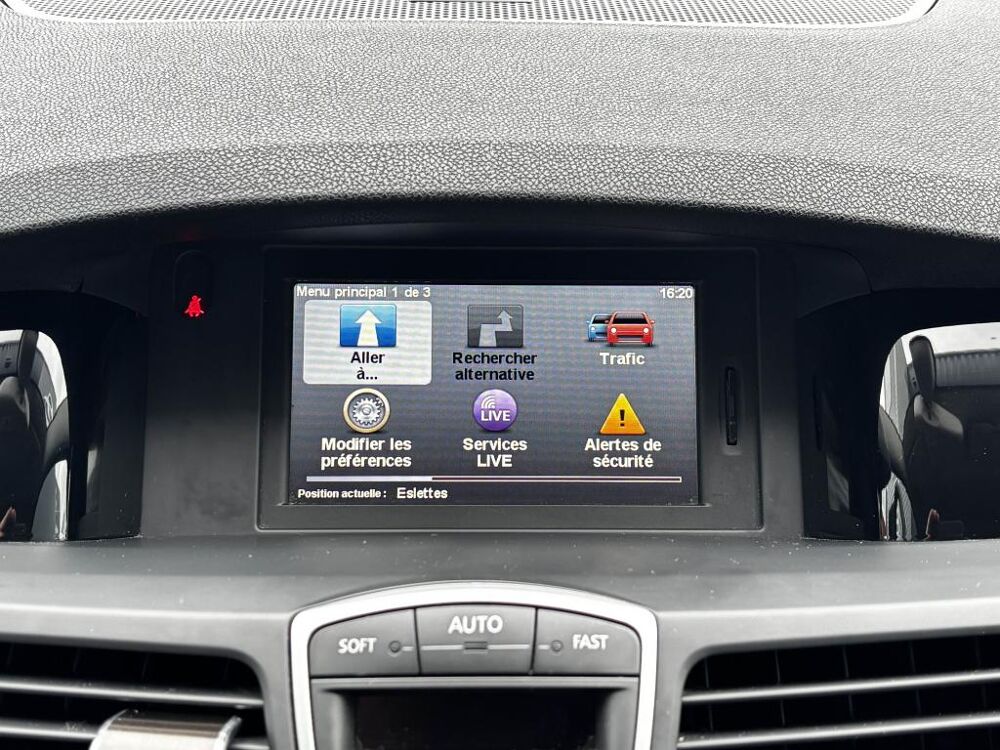 Laguna III - 2.0l dCi - 130ch - BVM 6 - Bose Edition Phase 2 2011 occasion 76710 Eslettes