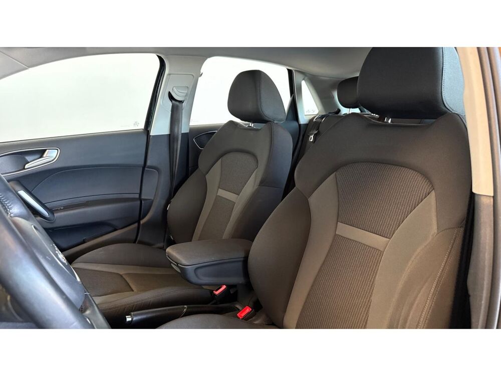 A1 Sportback 1.4 TDi ultra - 90 SPORTBACK / CAPTEUR SONORE / B 2017 occasion 17600 Saujon