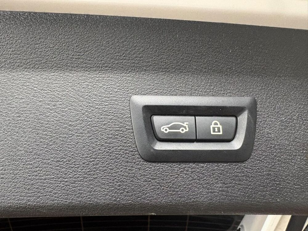 X1 SDRIVE 18I F48 LCI FINITION XLINE - GARANTIE 6 MOIS 2020 occasion 33700 M&eacute;rignac