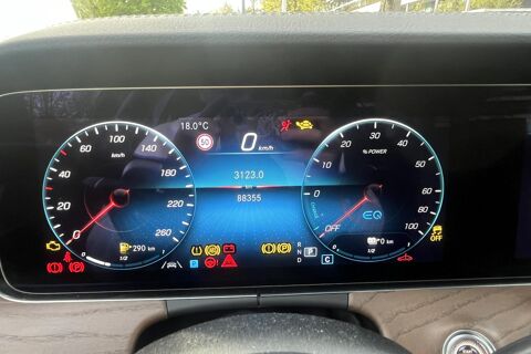 Classe E E 300 hybride - eq power - 4Matic - affichage tete haute - 2021 occasion 78760 Jouars-Pontchartrain