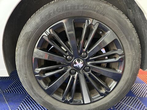 208 1.2i Pure Tech MOTEUR NEUF S&S - 110 - BV EAT6 BERLINE Allu 2018 occasion 33370 Artigues-pr&egrave;s-Bordeaux