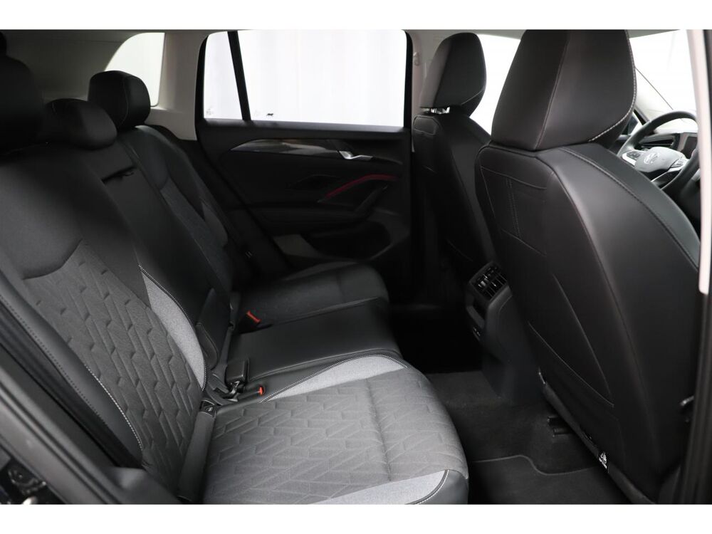 Tiguan 1.5 eTSI 130 Life - DSG 7 2025 occasion 06550 La Roquette-sur-Siagne