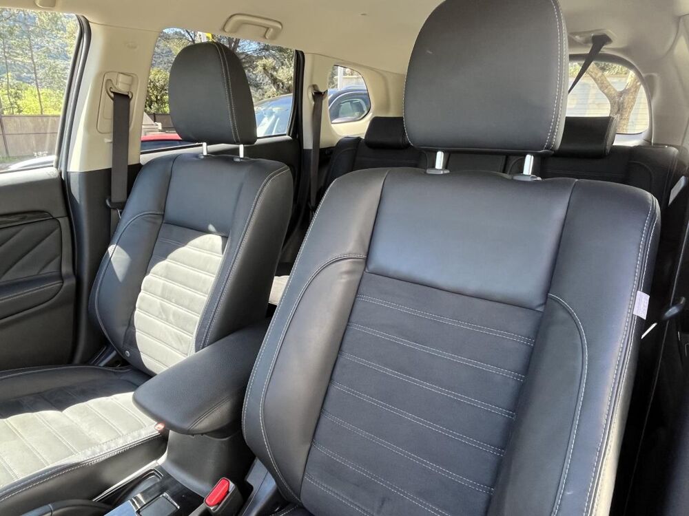 Outlander Phev 2.0 S-AWC - 200 - BVA 5pl 2013 Intense PHASE 2 2017 occasion 83490 Le Muy