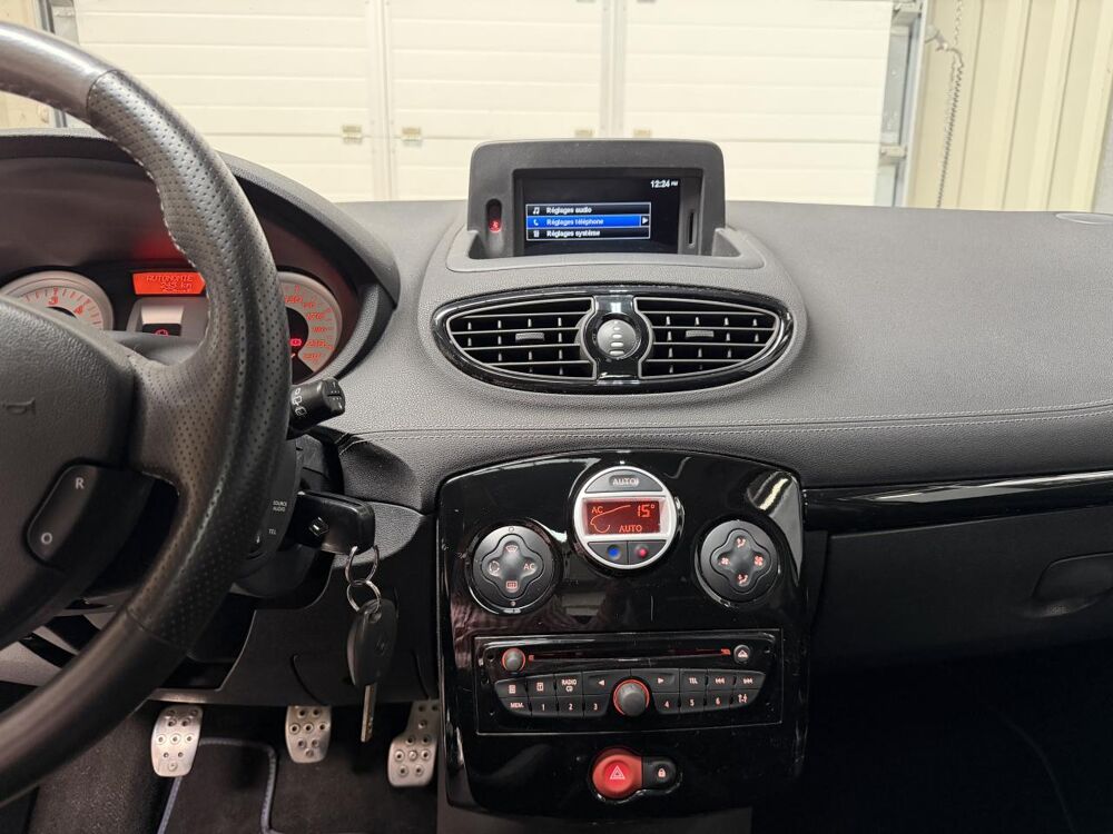 Clio 3 1.5 DCI 105 GT GORDINI PREMIERE MAIN 2011 occasion 52100 Bettancourt-la-Ferr&eacute;e