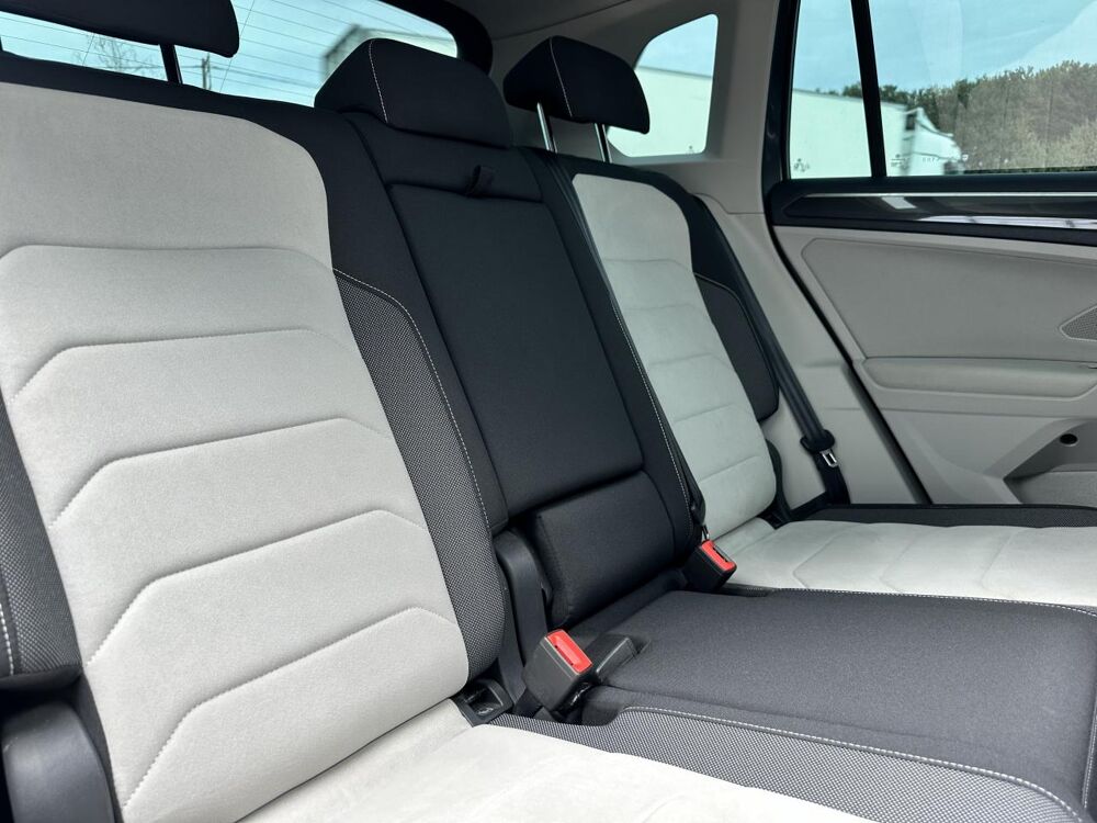 Tiguan Rline 2.0 16V TDI BlueMotion - 150 - BVa DSG 7 Carat PHASE 1 2017 occasion 33450 Montussan
