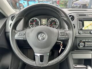 Tiguan 2.0 16V TDI BlueMotion - 140 -DSG7 Carat 4Motion PHASE 2- S 2014 occasion 33450 Montussan