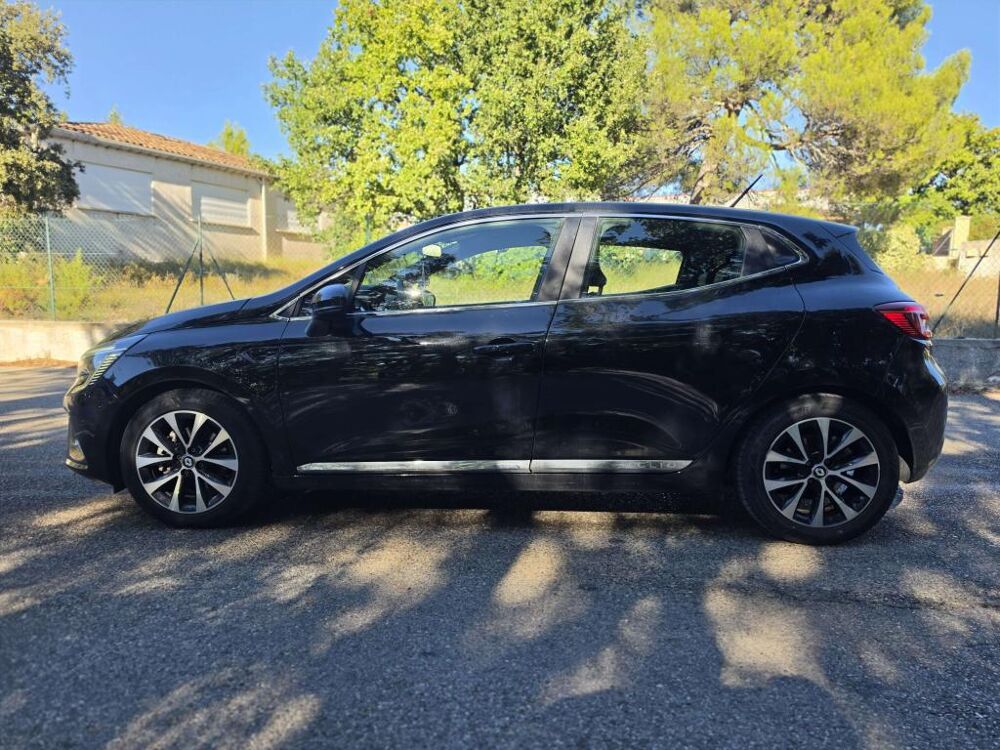 Clio V TECHNO HYBRIDE 145CH - BVA - 1ERE MAIN - SUIVI RENAULT - 2022 occasion 13760 Saint-Cannat