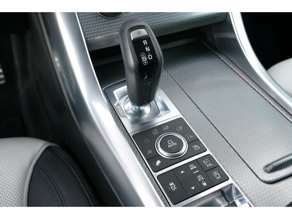 Range Rover II 5.0 V8 SVR 550 Supercharged BVA8 - VENDU SANS GARANTIE 2015 occasion 06550 La Roquette-sur-Siagne