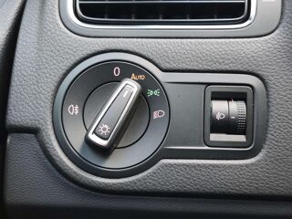 Polo 1.4 TDI BlueMotion - 90 - BV DSG 7 V 6R Lounge PHASE 2 2015 occasion 77185 Lognes