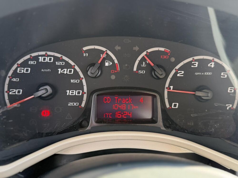 Ka 1.2i 69 Trend Avec Climatisation et Vitres Electriques 2014 occasion 35300 Foug&egrave;res