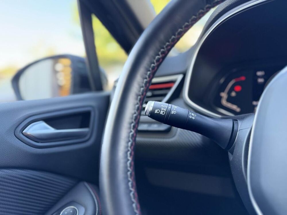 Clio RS LINE - 1.0 Tce - 100CH - CAM 360 - SIEGES CHAUFFANTS - C 2026 occasion 13760 Saint-Cannat