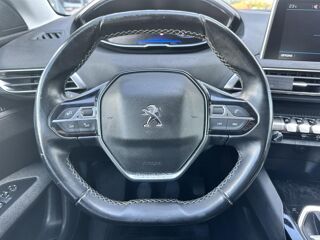5008 1.2 130 CH ACTIVE KIT DISTRIB A JOUR APPLE CARPLAY GARANTI 2020 occasion 33450 Montussan