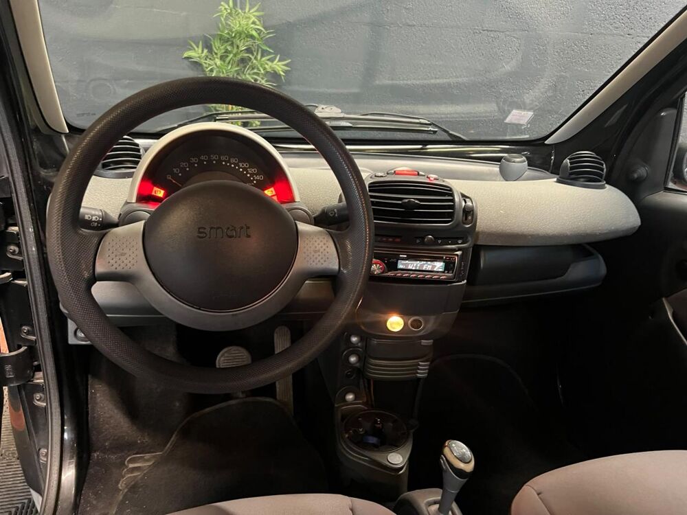 ForTwo 0.7 61ch COUPE Pure - GARANTIE 6 MOIS 2006 occasion 33700 M&eacute;rignac
