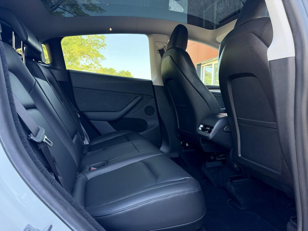 Model Y Grand Autonomie 4x4 AWD TVA r&eacute;cup&eacute;rable Autopilot 1&egrave;re Main 2023 occasion 67440 Marmoutier