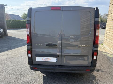 Trafic L1H1 1200 Kg 1.6 dCi - 120 III CABINE APPROFONDIE Fourgon C 2016 occasion 19100 Brive-la-Gaillarde