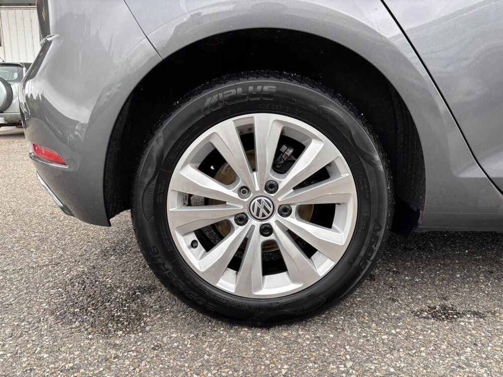 Golf 1.6 16V TDI CR - 115 - BV DSG 7 VII BERLINE Confortline 2017 occasion 47200 Saint-Pardoux-du-Breuil