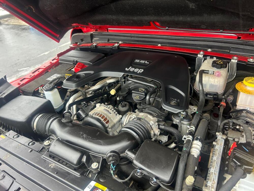 Divers Crew cab MOJAVE V6 3.6L Pentastar 2021 occasion 91830 Le Coudray-Montceaux