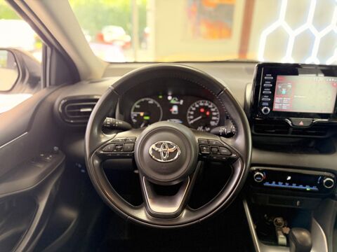 Yaris 1.5 114H 90CH HYBRID FULL-HYBRID 0.8KWH DYNAMIC BVA GARANTIE 2023 occasion 16000 Angoul&ecirc;me