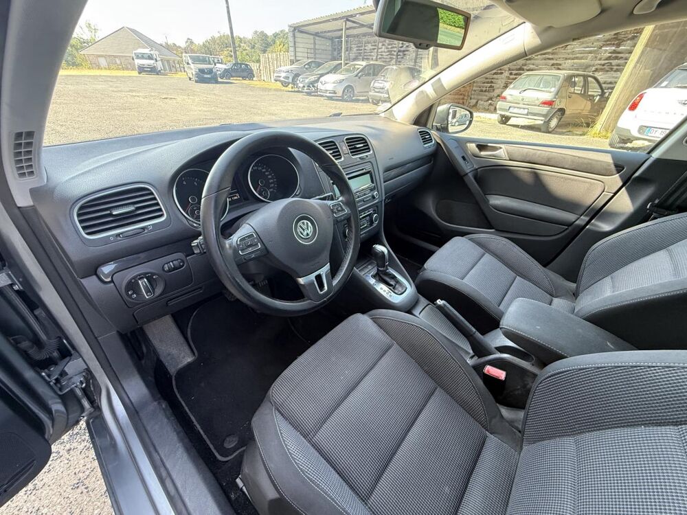 Golf 1.4 16V TSI - 122 Boite auto VI BERLINE Confortline 2011 occasion 19100 Brive-la-Gaillarde