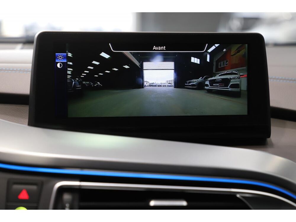 i8 Pure Impulse 2015 occasion 06550 La Roquette-sur-Siagne