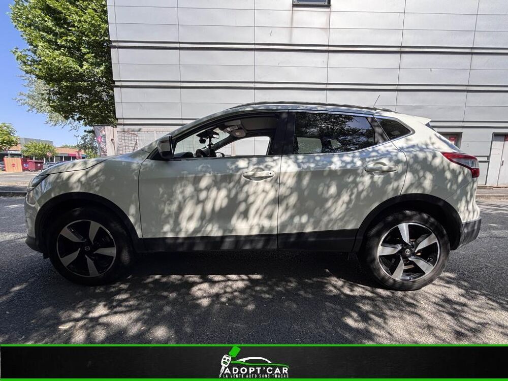 Qashqai 1.6 DIG-T  N-Connecta - GARANTIE 6 MOIS 2016 occasion 77185 Lognes