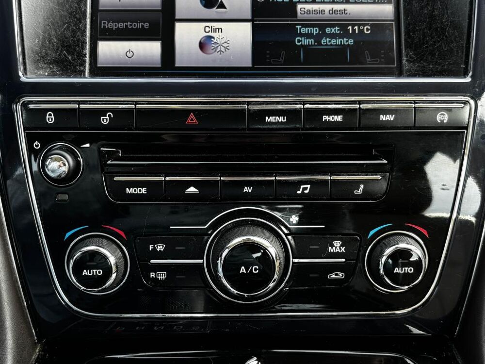 XJ Courte - 3.0 D V6 - 275ch - BVA 8 - Luxe Premium Phase 1 - G 2013 occasion 76710 Eslettes