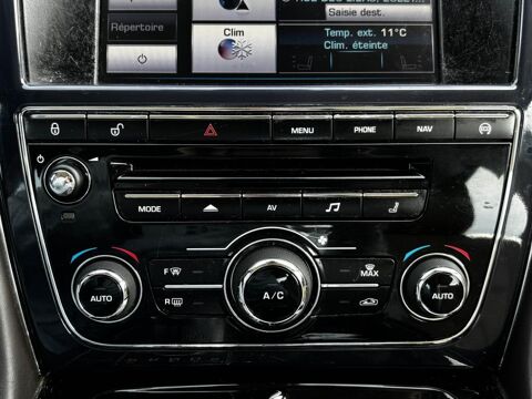 XJ Courte - 3.0 D V6 - 275ch - BVA 8 - Luxe Premium Phase 1 - G 2013 occasion 76710 Eslettes
