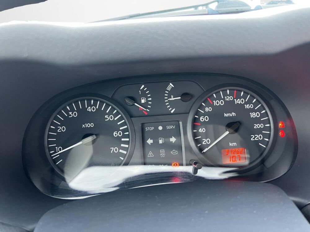 Clio 1.2i 16V II BERLINE Authentique PHASE 2 2004 occasion 06250 Mougins