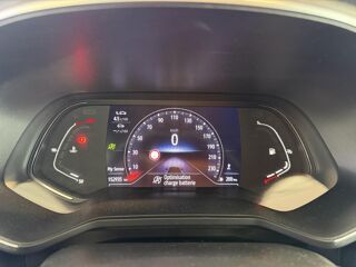 Clio 1.5 BLUEDCI 115CH INTENS GARANTIE 12 MOIS 2019 occasion 16000 Angoul&ecirc;me