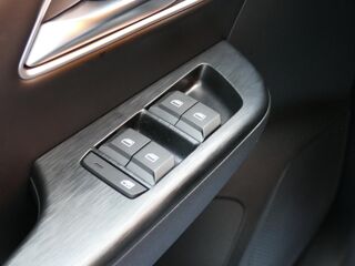 ZS EV II 1.5 HYBRID+ 197 LUXURY - BVA & PACK TO. 2026 occasion 77090 Coll&eacute;gien