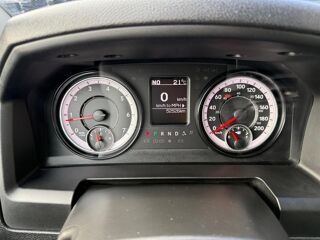 RAM 1500 CREW SLT CLASSIC BLACK PACKAGE 2022 occasion 91830 Le Coudray-Montceaux