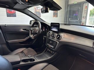 Classe CLA SHOOTING BRAKE 2.2 220 D 170 AMG LINE 7G-DCT BVA 2018 occasion 33370 Artigues-pr&egrave;s-Bordeaux
