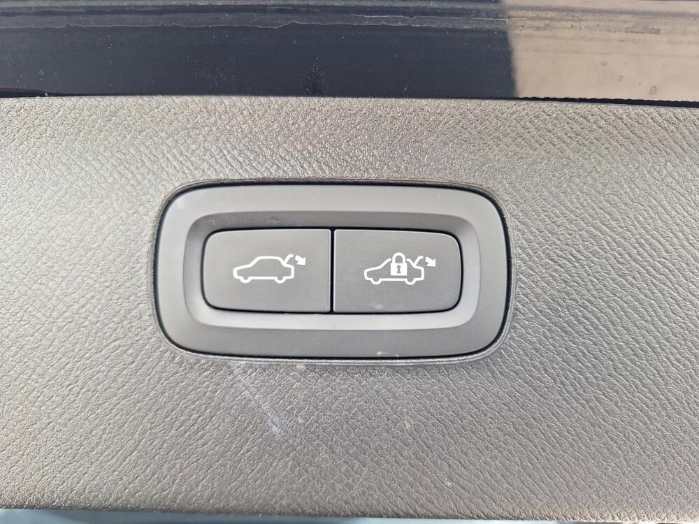 XC90 2.0 T8 455H 310 TWIN-ENGINE RECHARGE PHEV HYBRID 18.8KWH ULT 2022 occasion 56850 Caudan