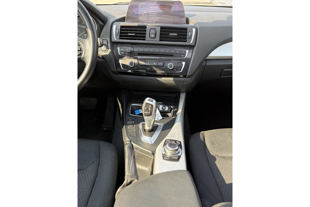 S&eacute;rie 1 118i BVA SPORT F21 ? TOIT OUVRANT ? GPS ? 136 CH 2015 occasion 78760 Jouars-Pontchartrain