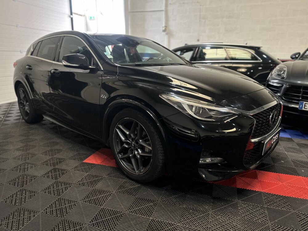 Q30 2.2d - BV DCT AWD BERLINE Sport Garantie 12 mois 2016 occasion 94360 Bry-sur-Marne