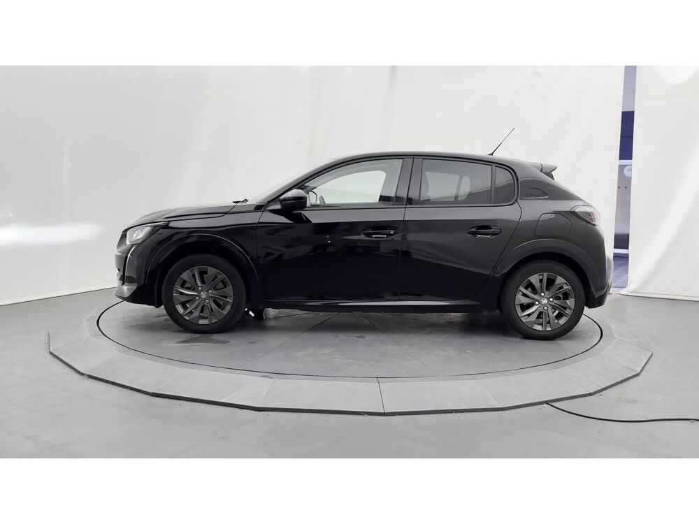 208 136ch 50KWH STYLE - 1ERE MAIN - Garantie 12 Mois 2022 occasion 33130 B&egrave;gles